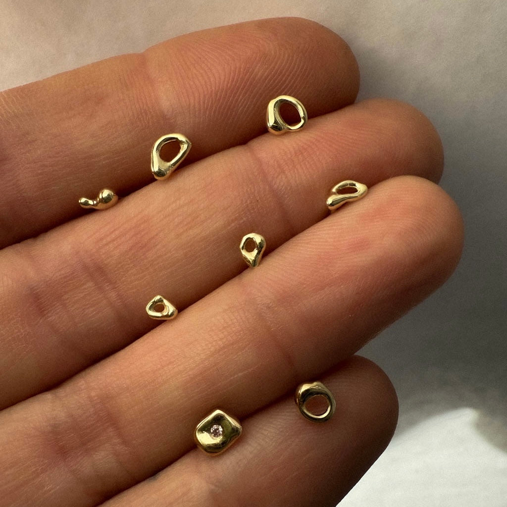 14k gold studs