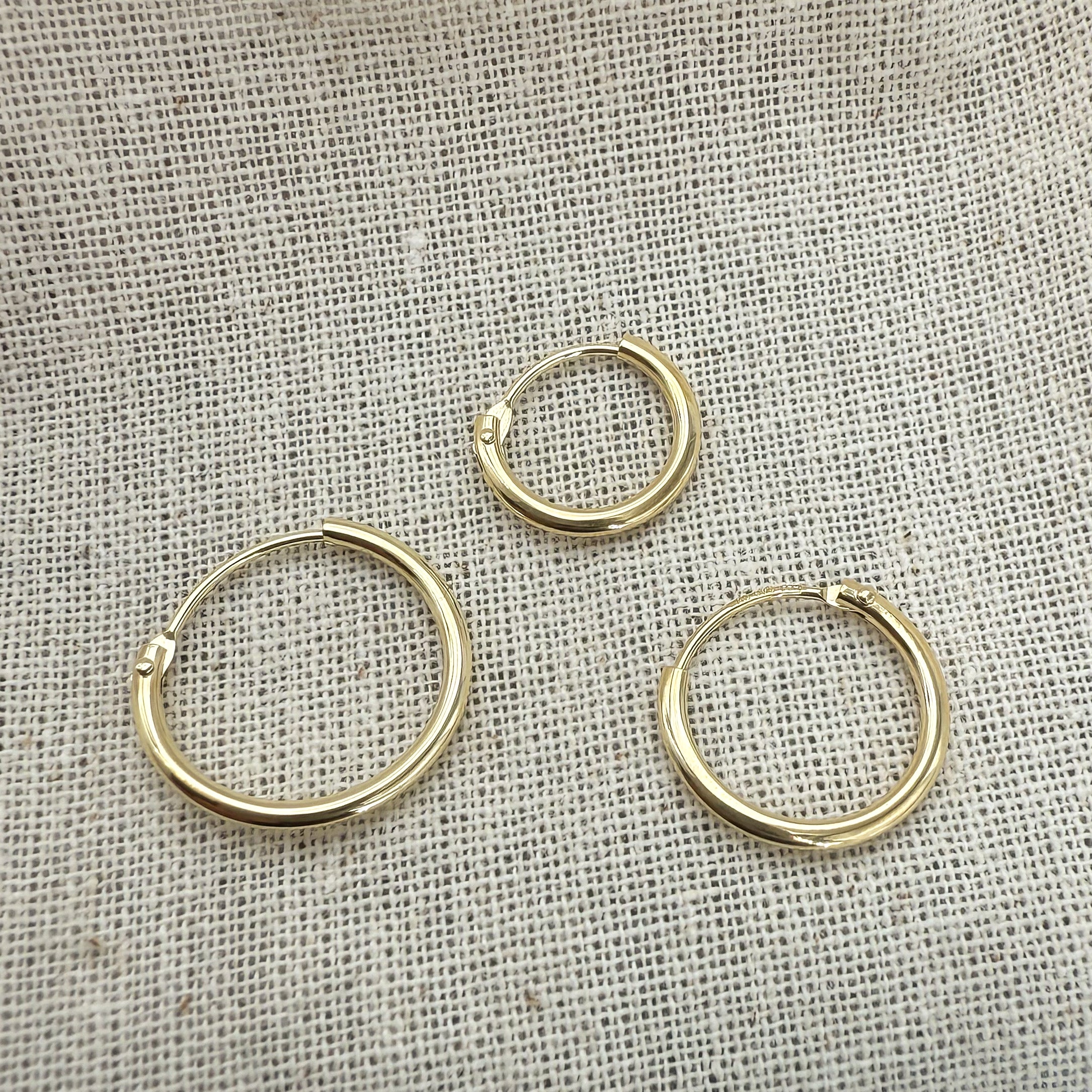 14k Gold Earring Simple