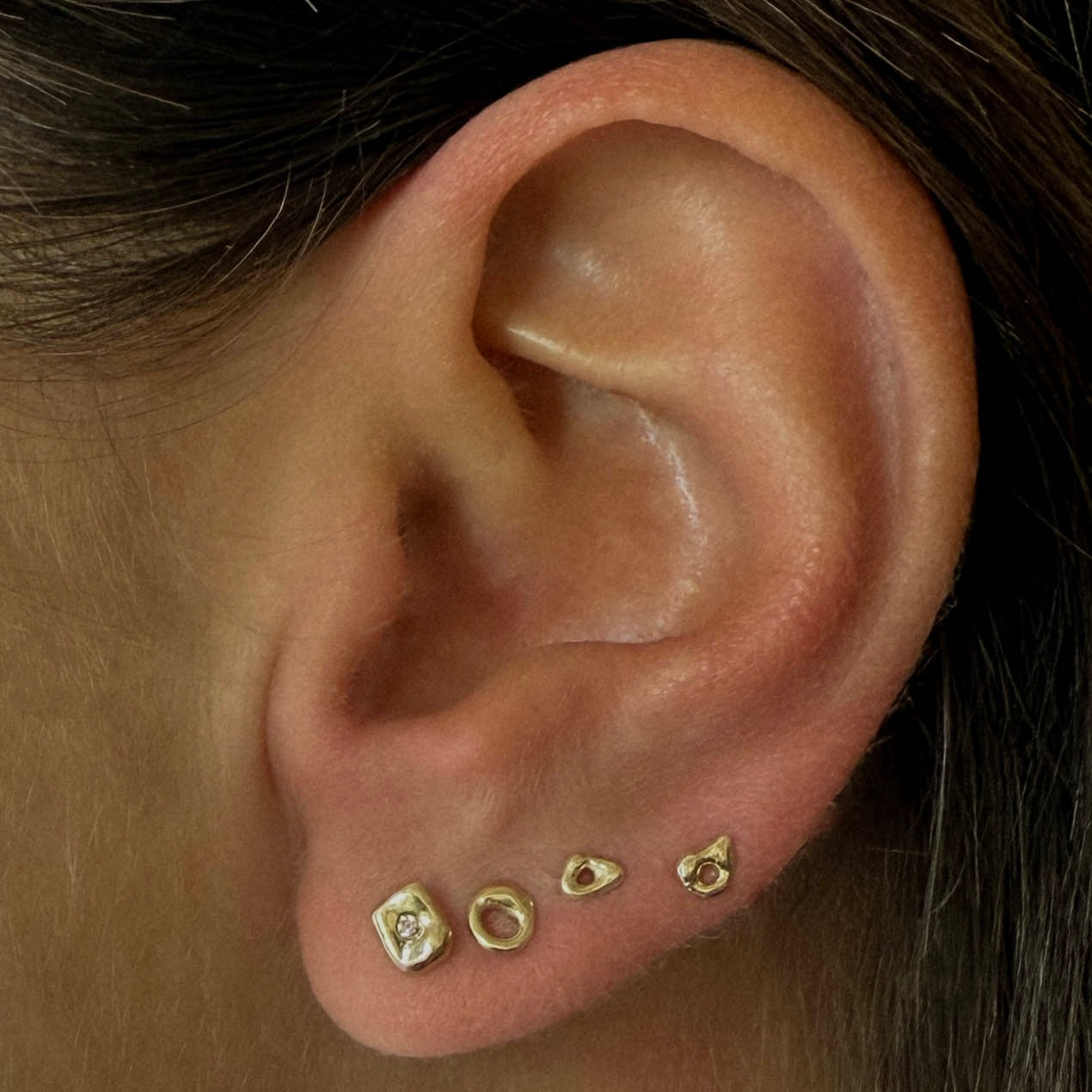 14k gold studs