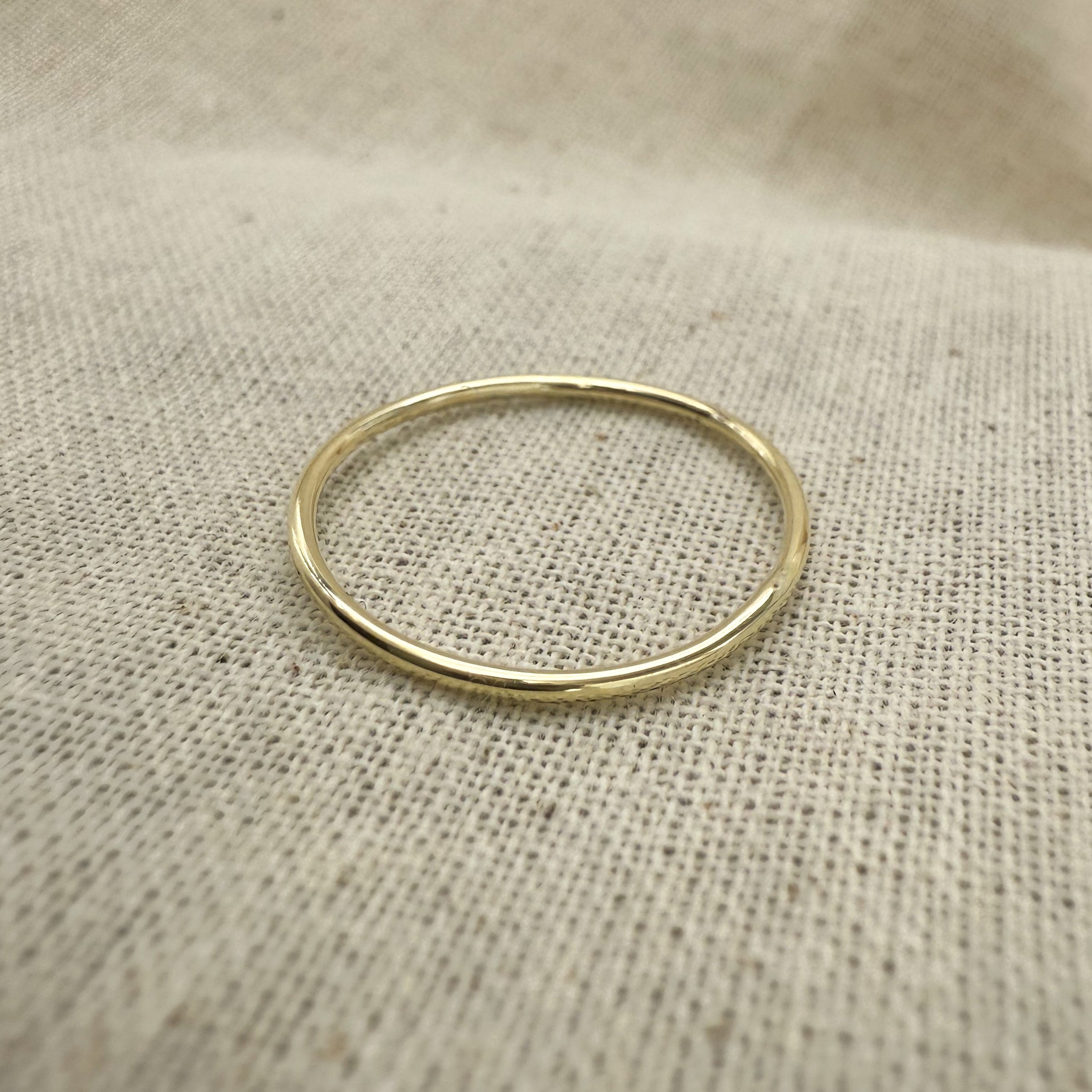 14k Ring Round