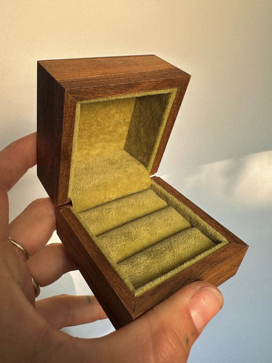 Walnut Wedding ring Box