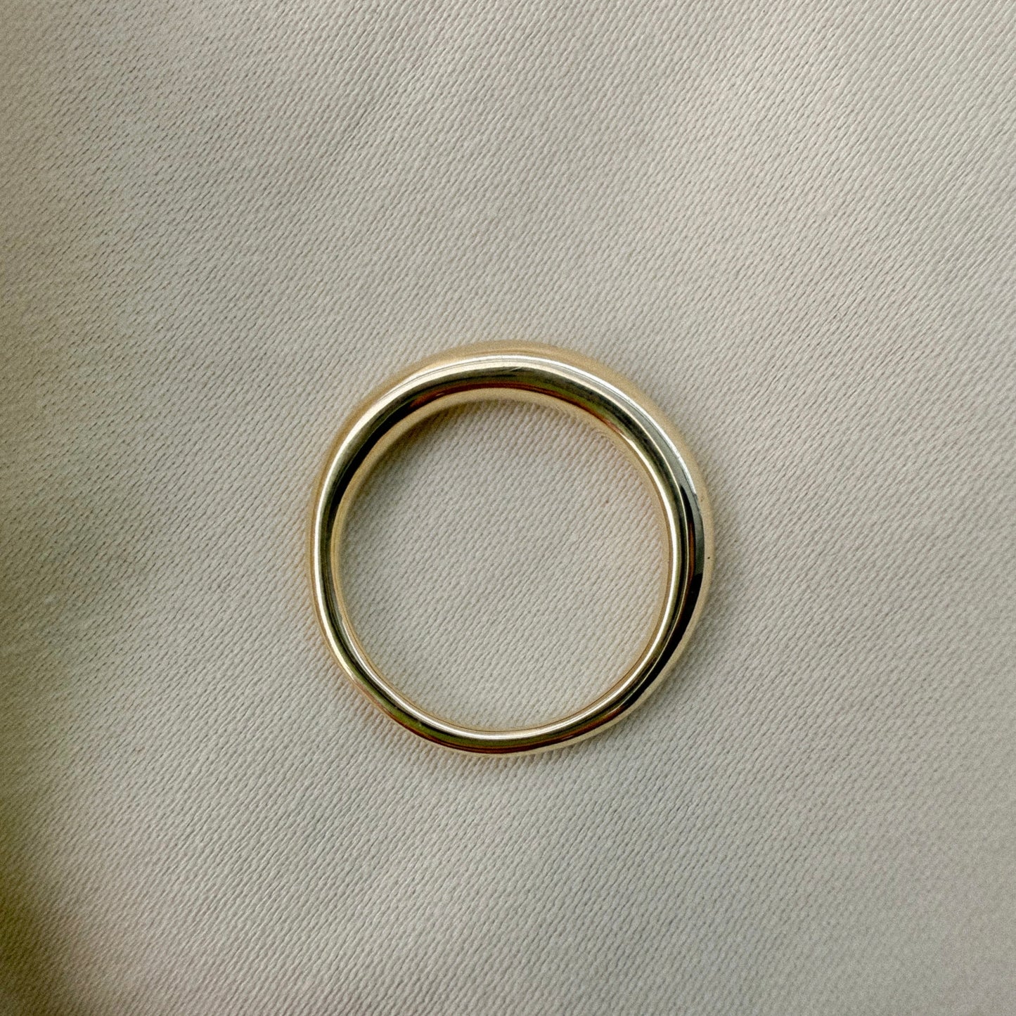 14k Sphere Ring