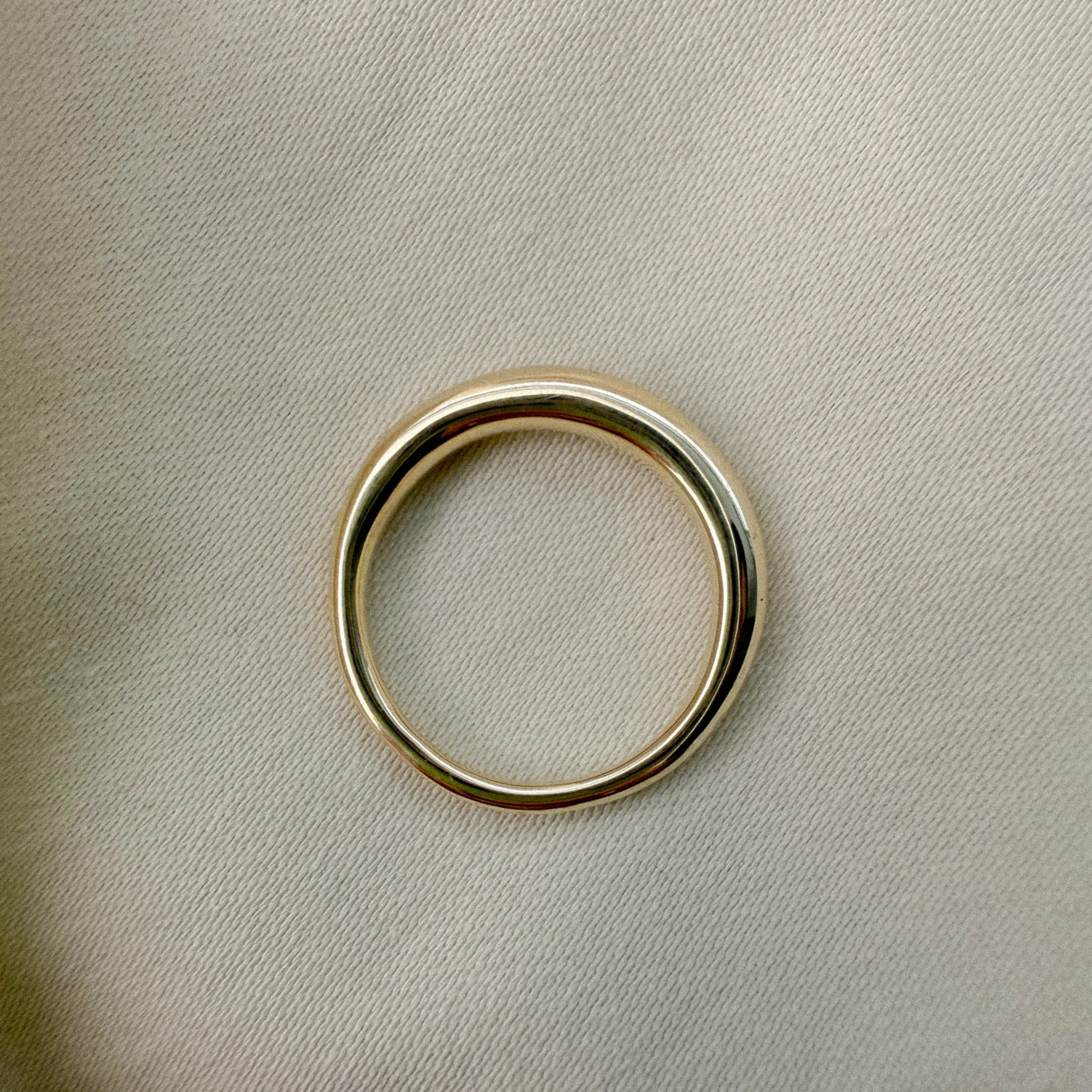 14k Sphere Ring