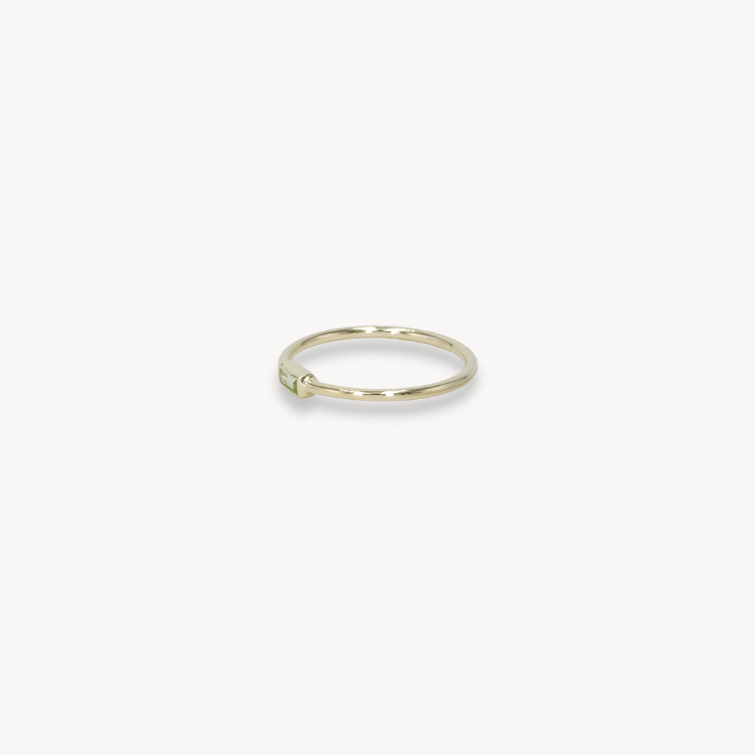 Ring Rectangle Small with Peridot